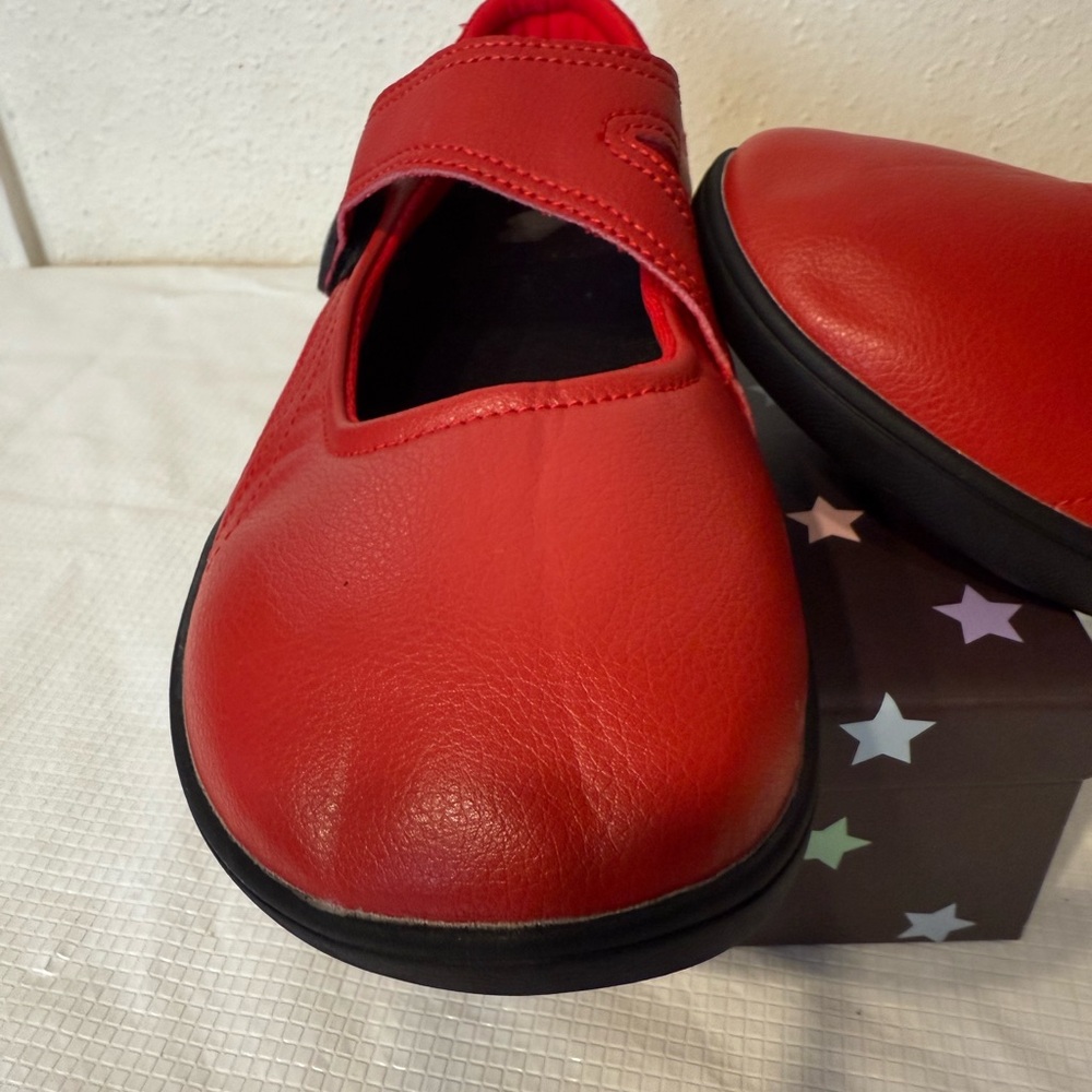 Red and Black Mary Jane Flats with Strap - Picture 11 of 16